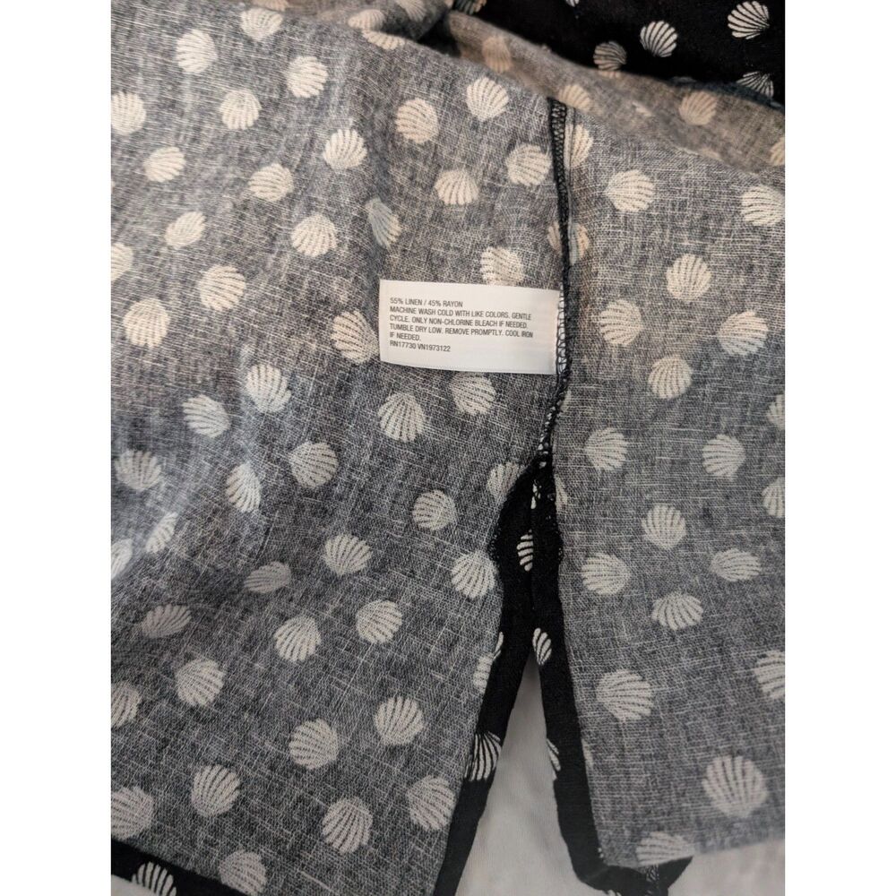Woman’s Black and White Shirt -Ava & Viv- Size Various - Picture 6 of 8